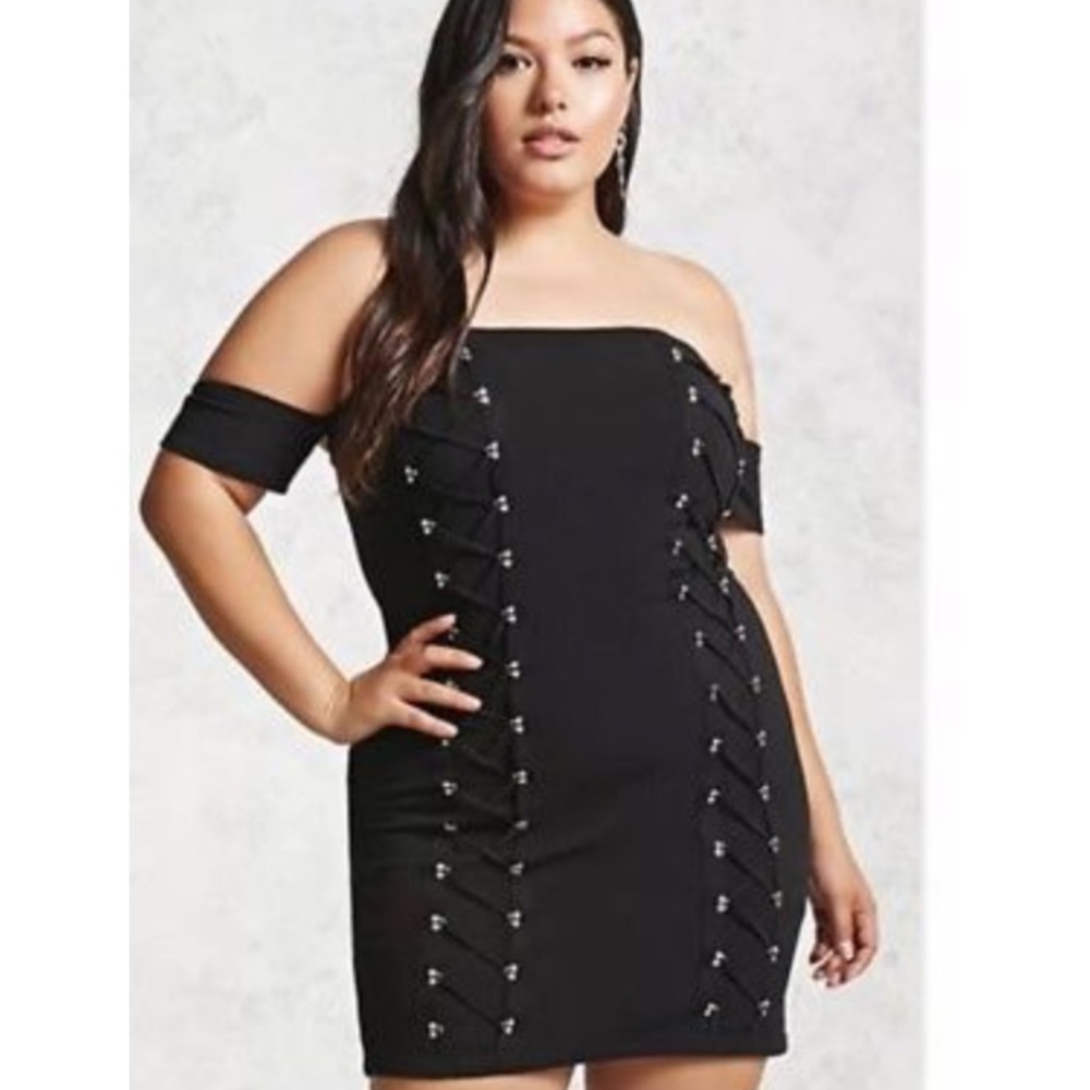 Forever 21 plus black lace up dress
